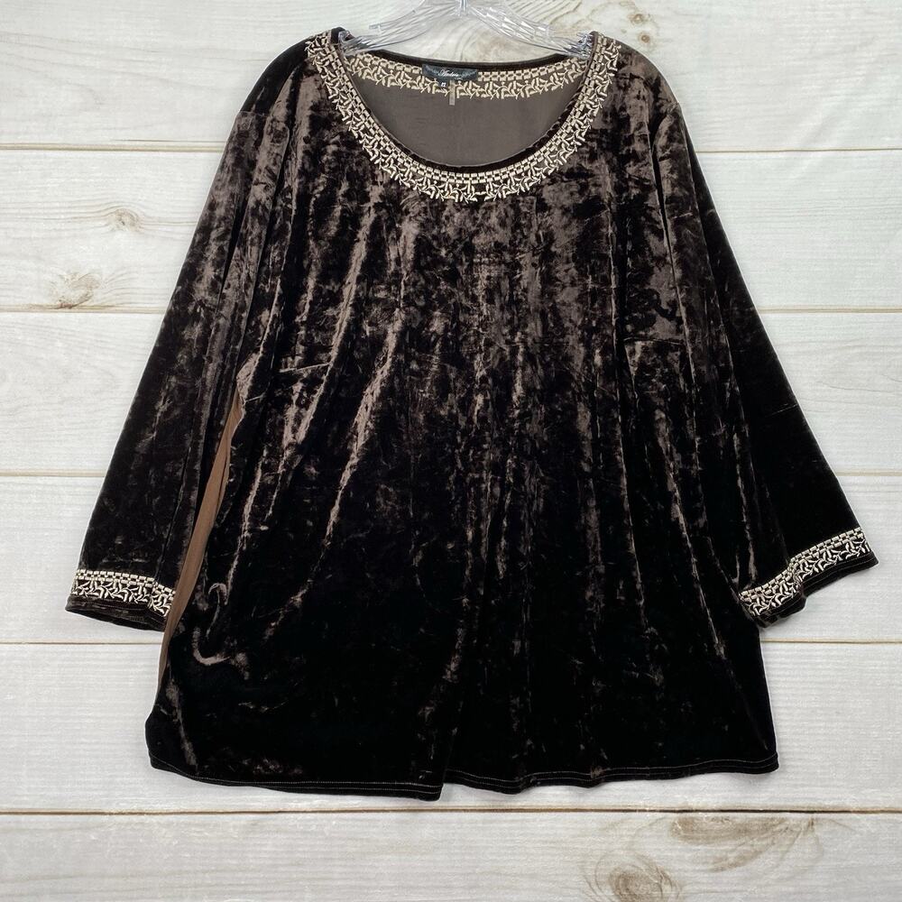Andree by Unit Tunic Top Womens 2X Brown Velvet Embroidered Floral Artsy Boho